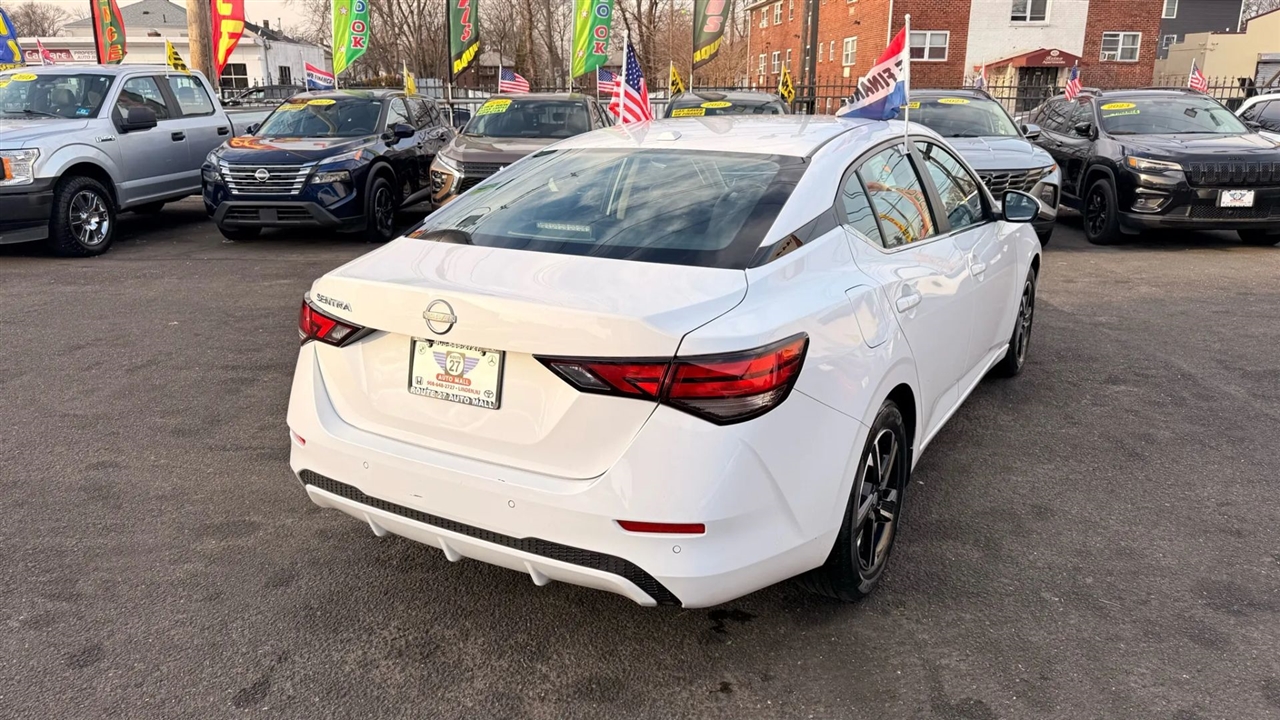 Nissan Sentra SV 2025