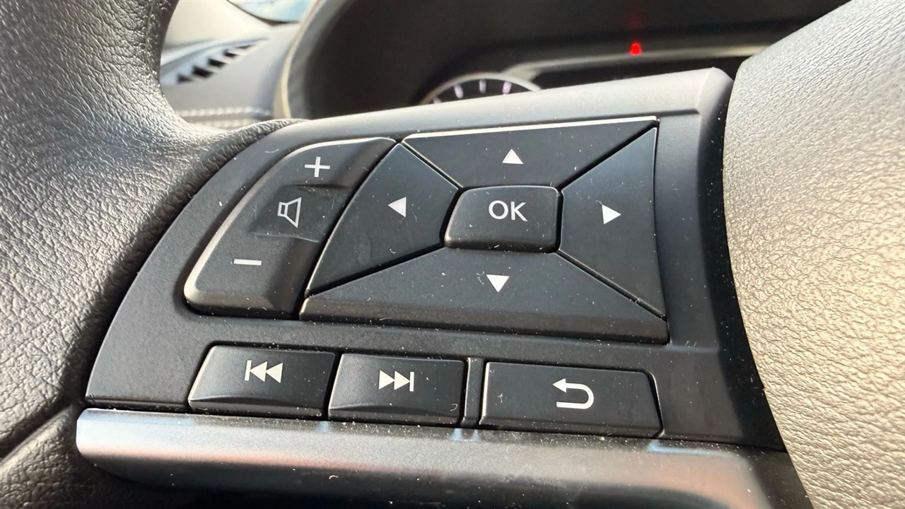 Nissan Sentra SV 2025