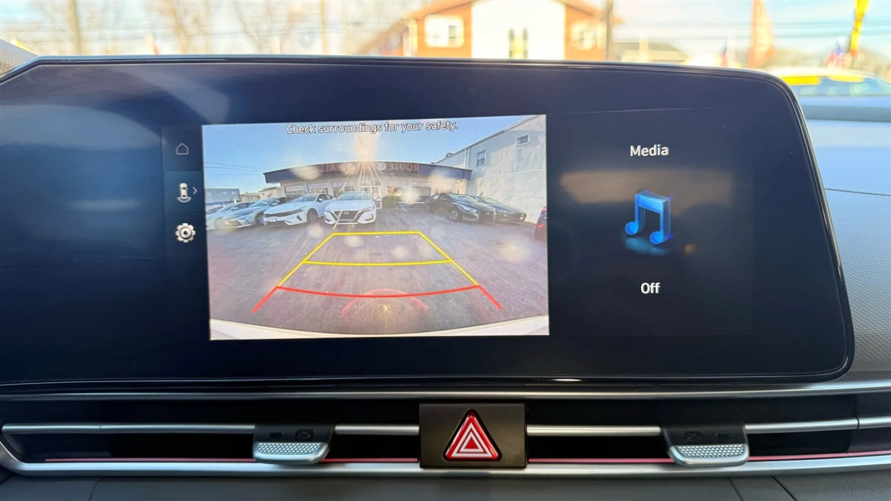 Hyundai Elantra SEL Convenience 2025