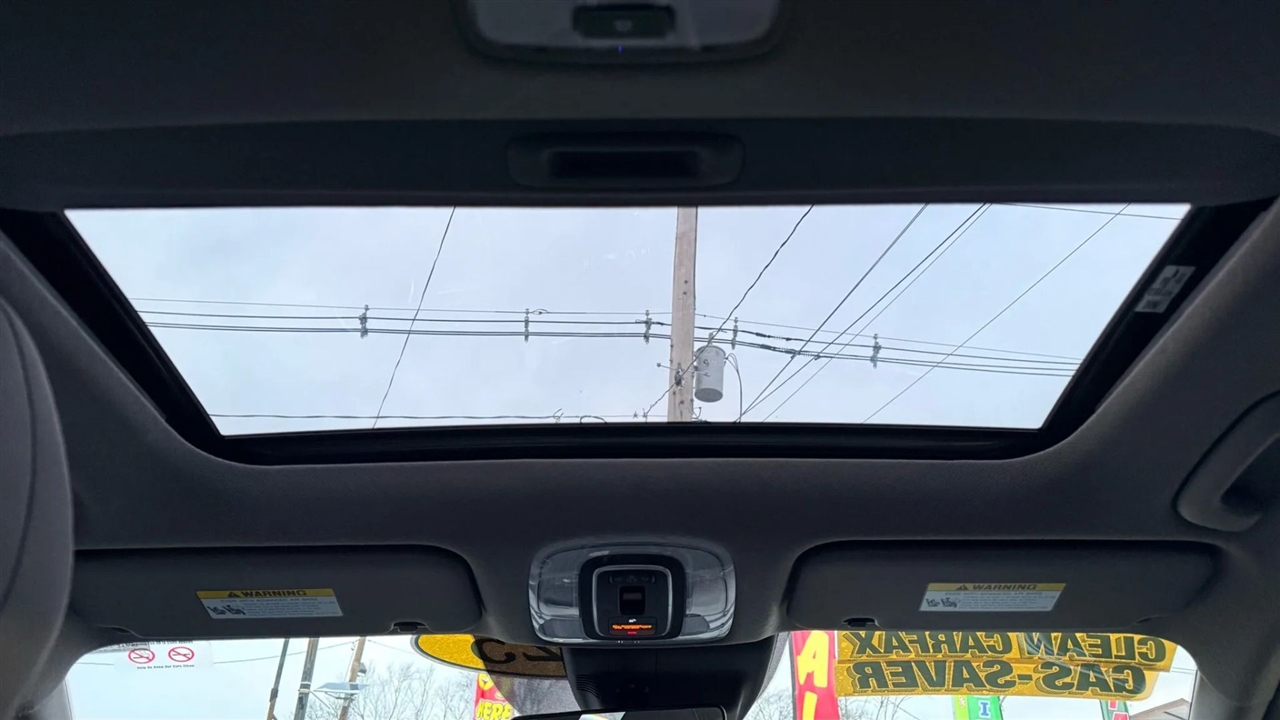 Hyundai Elantra SEL Convenience 2025