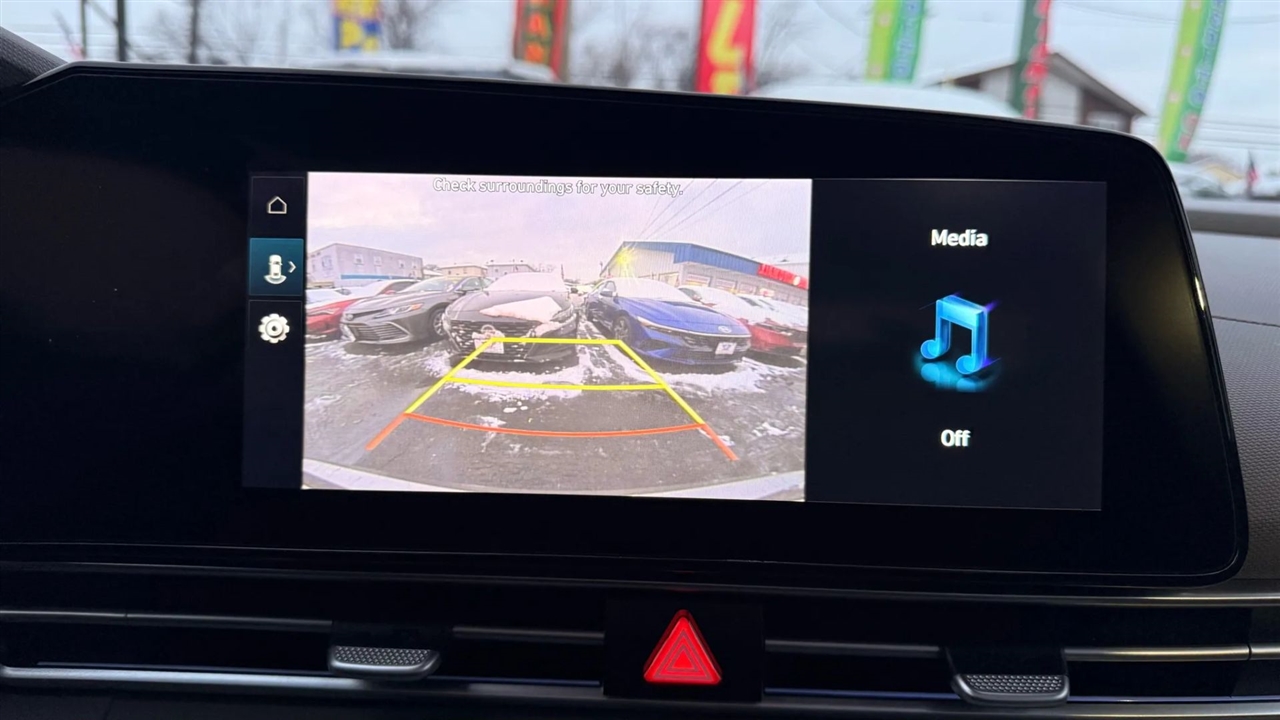 Hyundai Elantra SEL Convenience 2025