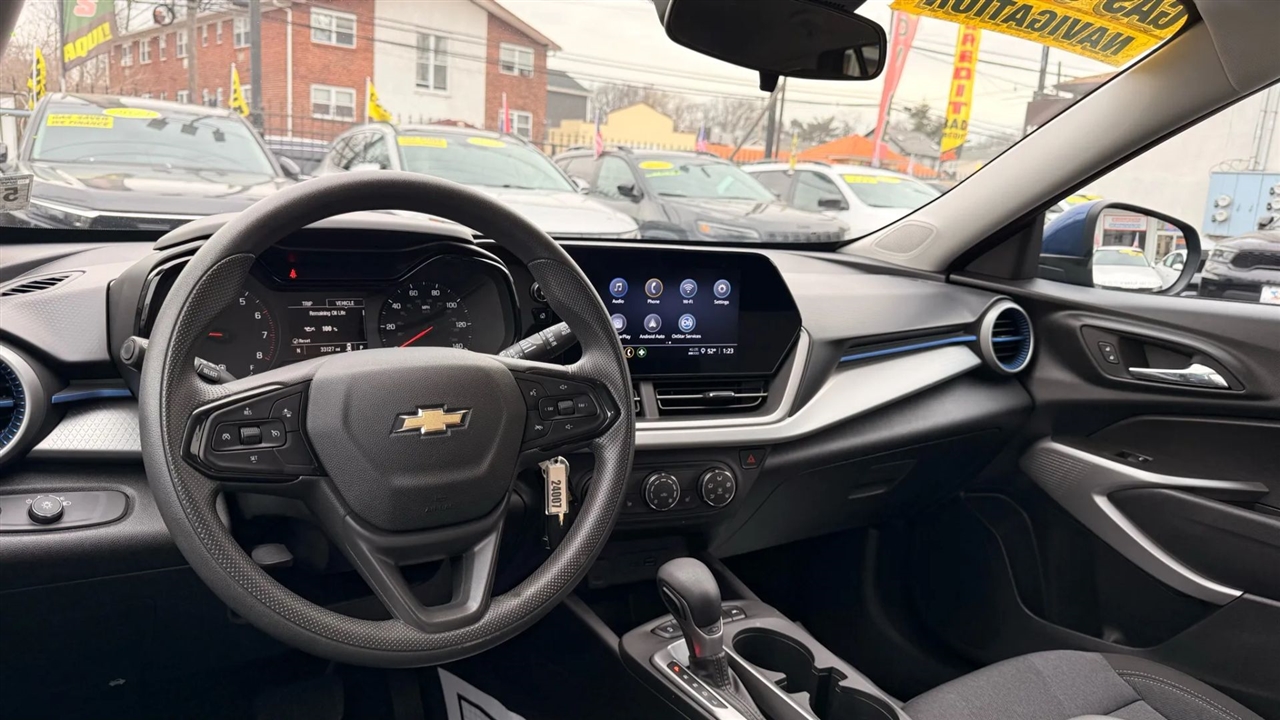 Chevrolet Trax LS 2024