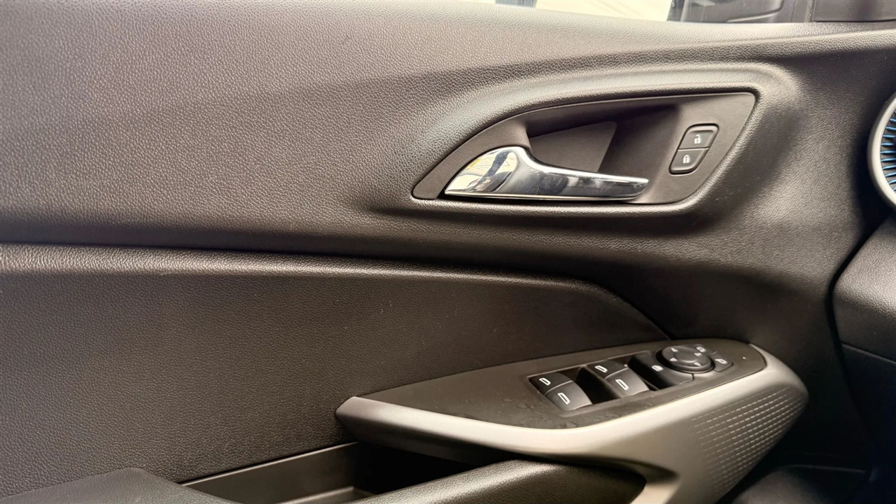 Chevrolet Trax LS 2024