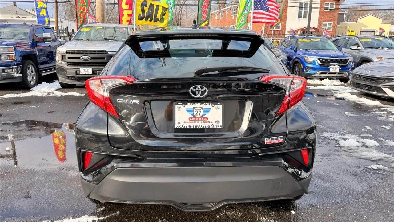 Toyota C-HR XLE 2022