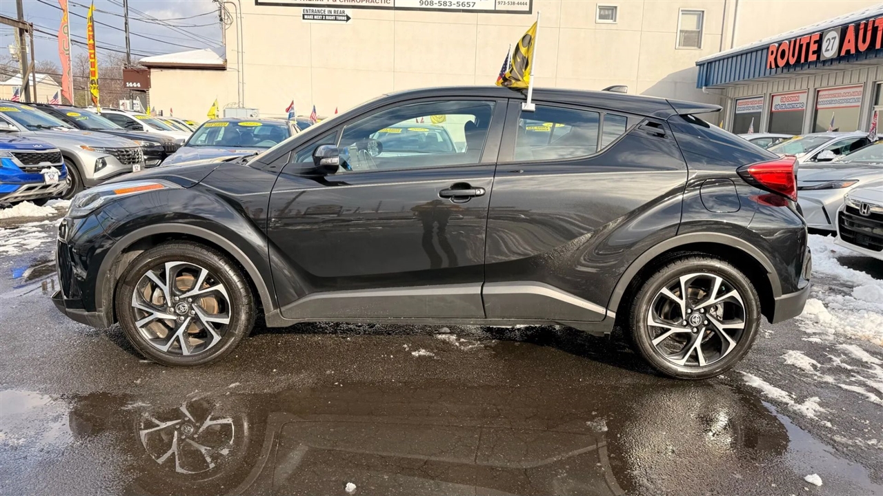 Toyota C-HR XLE 2022