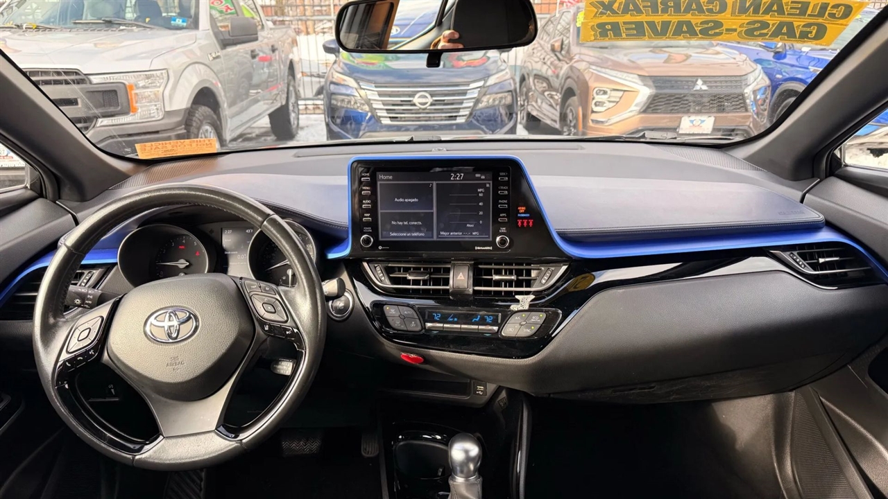 Toyota C-HR XLE 2022