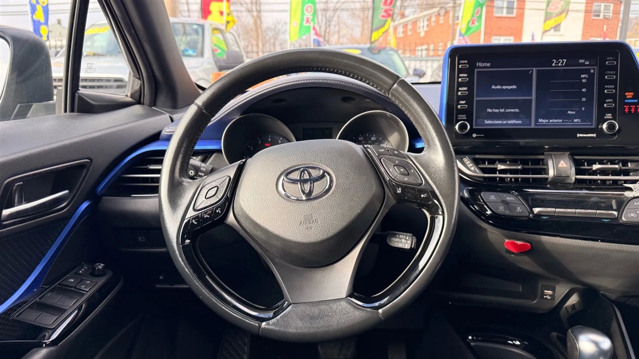 Toyota C-HR XLE 2022