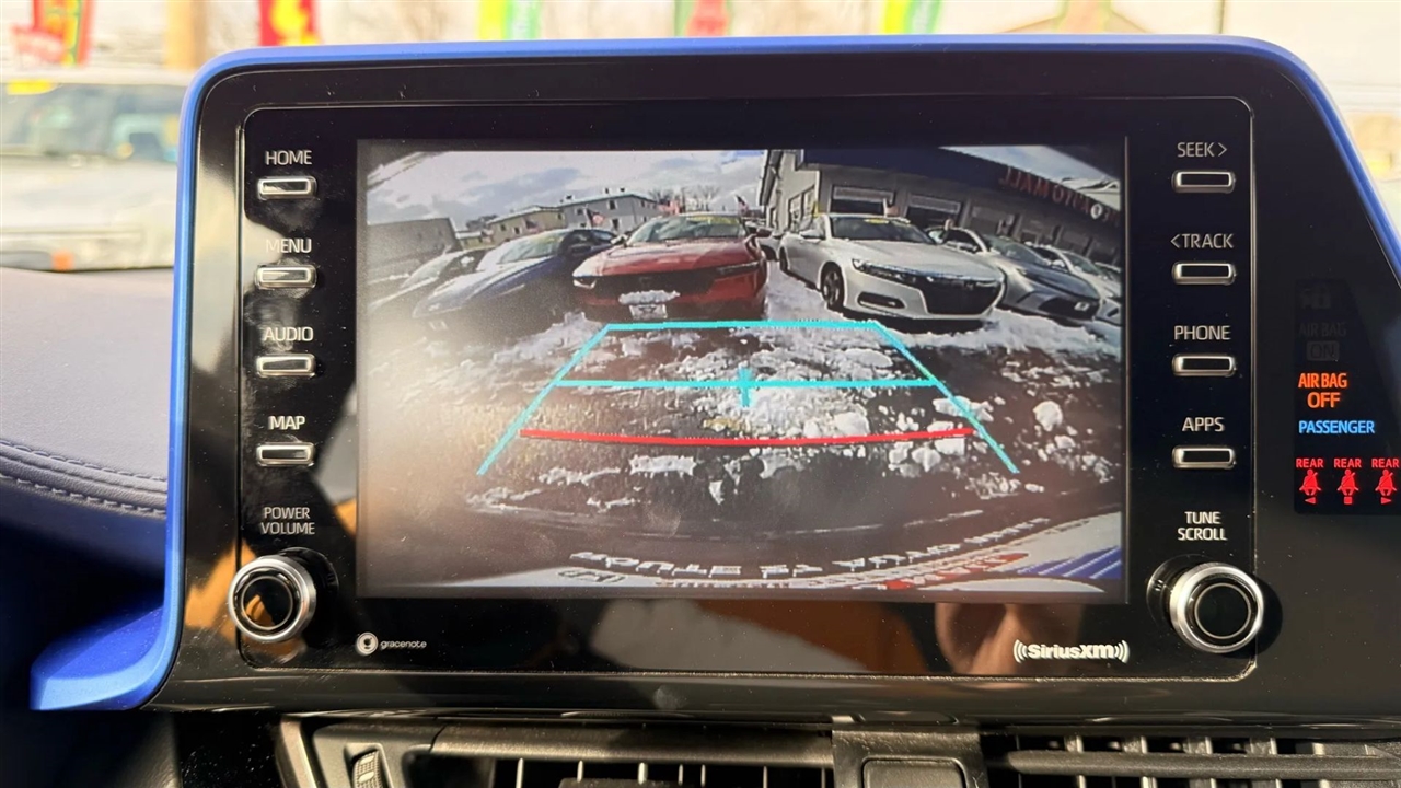 Toyota C-HR XLE 2022