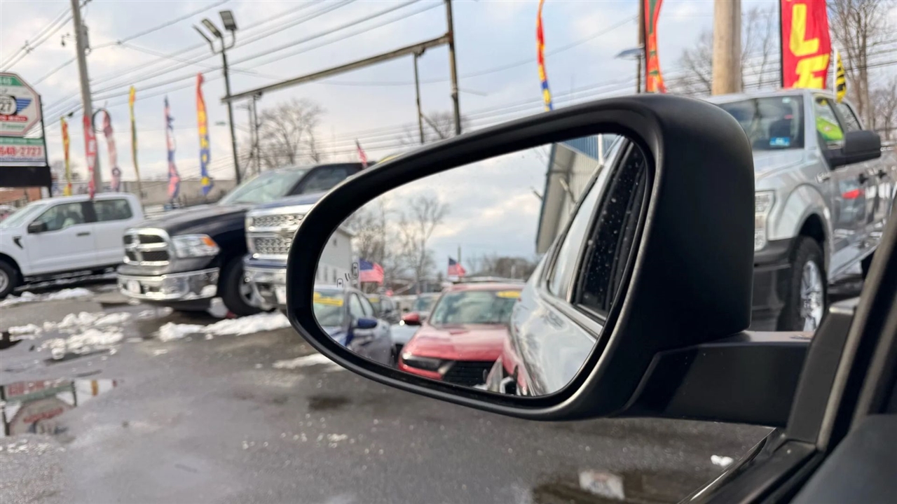 Toyota C-HR XLE 2022