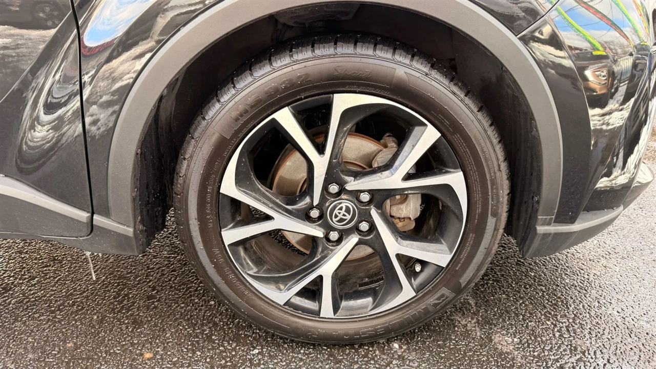 Toyota C-HR XLE 2022