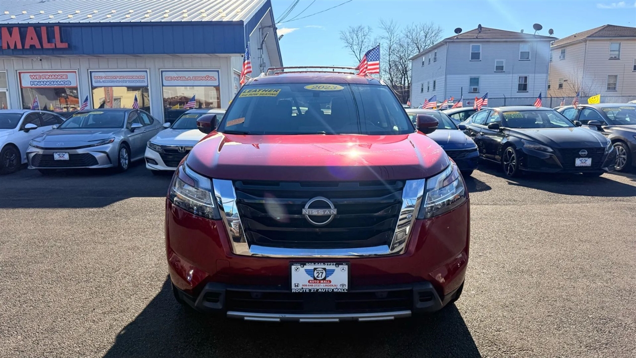 Nissan Pathfinder SL 4WD 2023