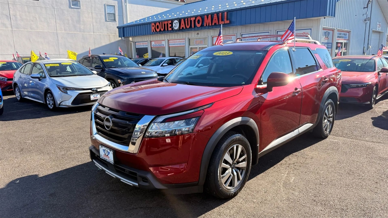 Nissan Pathfinder SL 4WD 2023