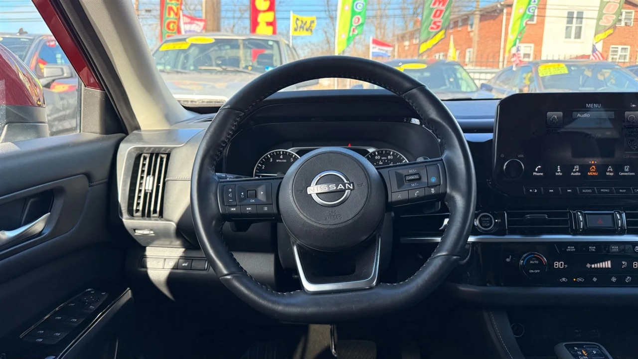 Nissan Pathfinder SL 4WD 2023