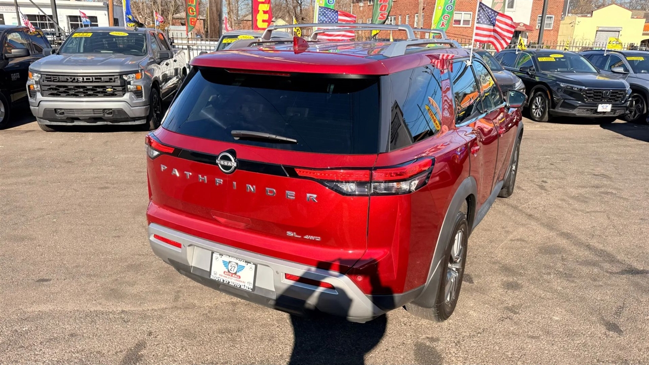 Nissan Pathfinder SL 4WD 2023