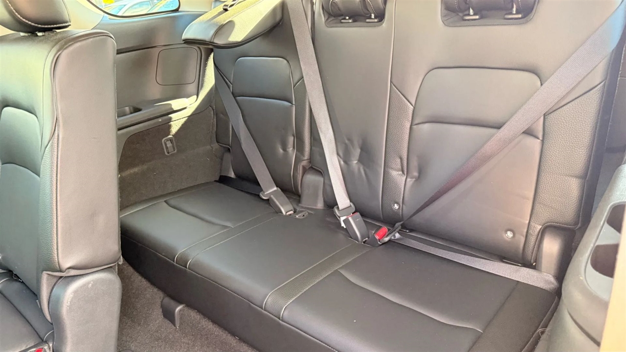 Nissan Pathfinder SL 4WD 2023