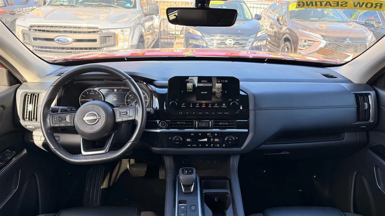 Nissan Pathfinder SL 4WD 2023