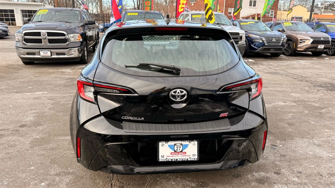 Toyota Corolla SE Hatchback 2023