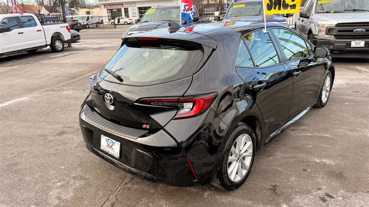 Toyota Corolla SE Hatchback 2023