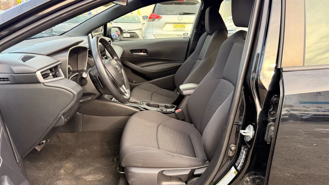 Toyota Corolla SE Hatchback 2023