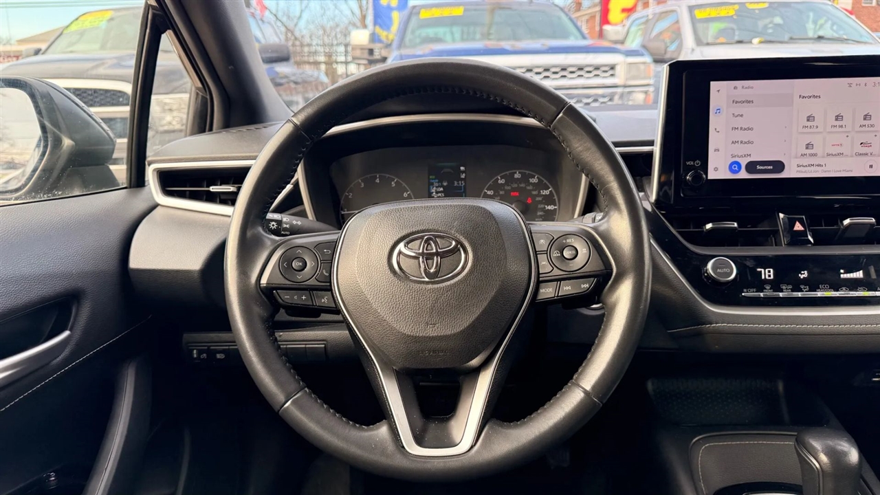 Toyota Corolla SE Hatchback 2023