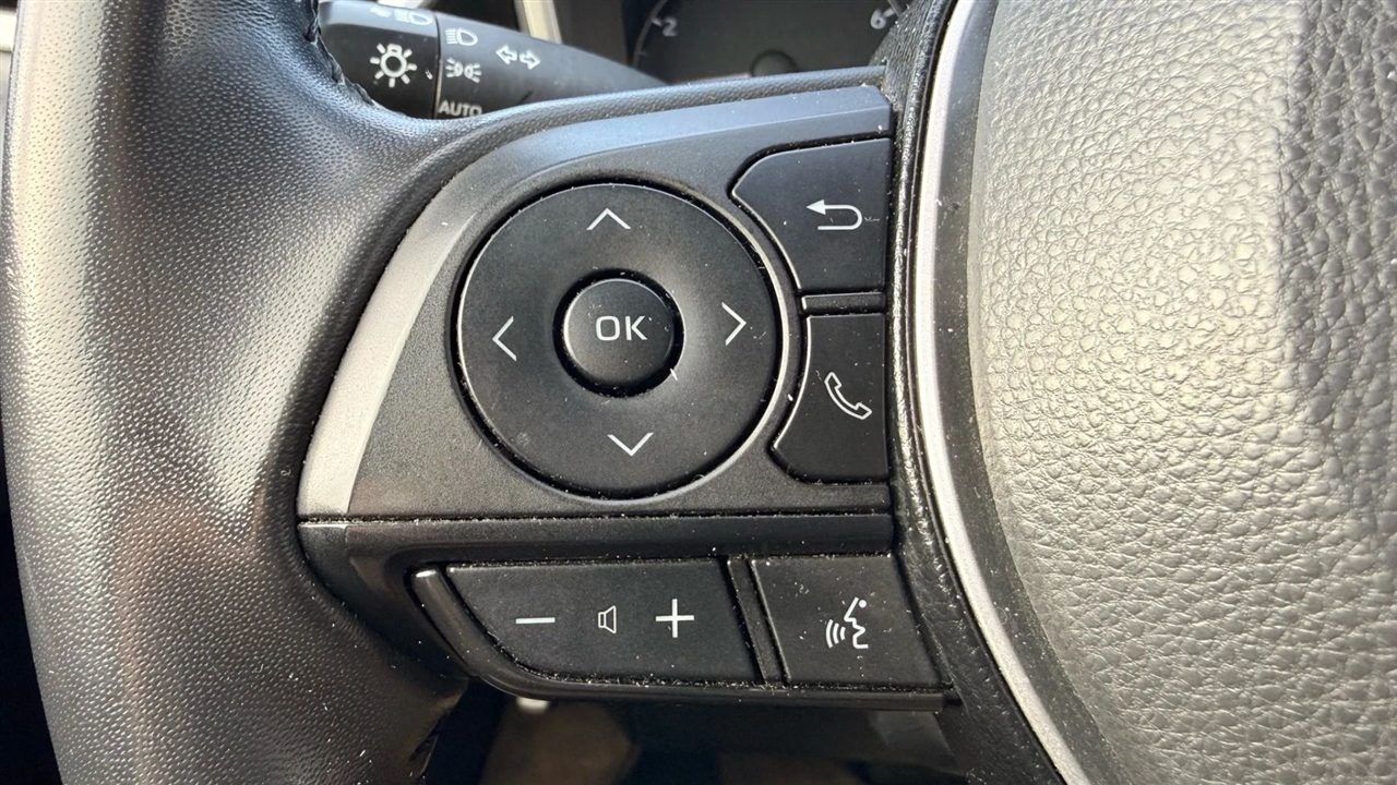 Toyota Corolla SE Hatchback 2023