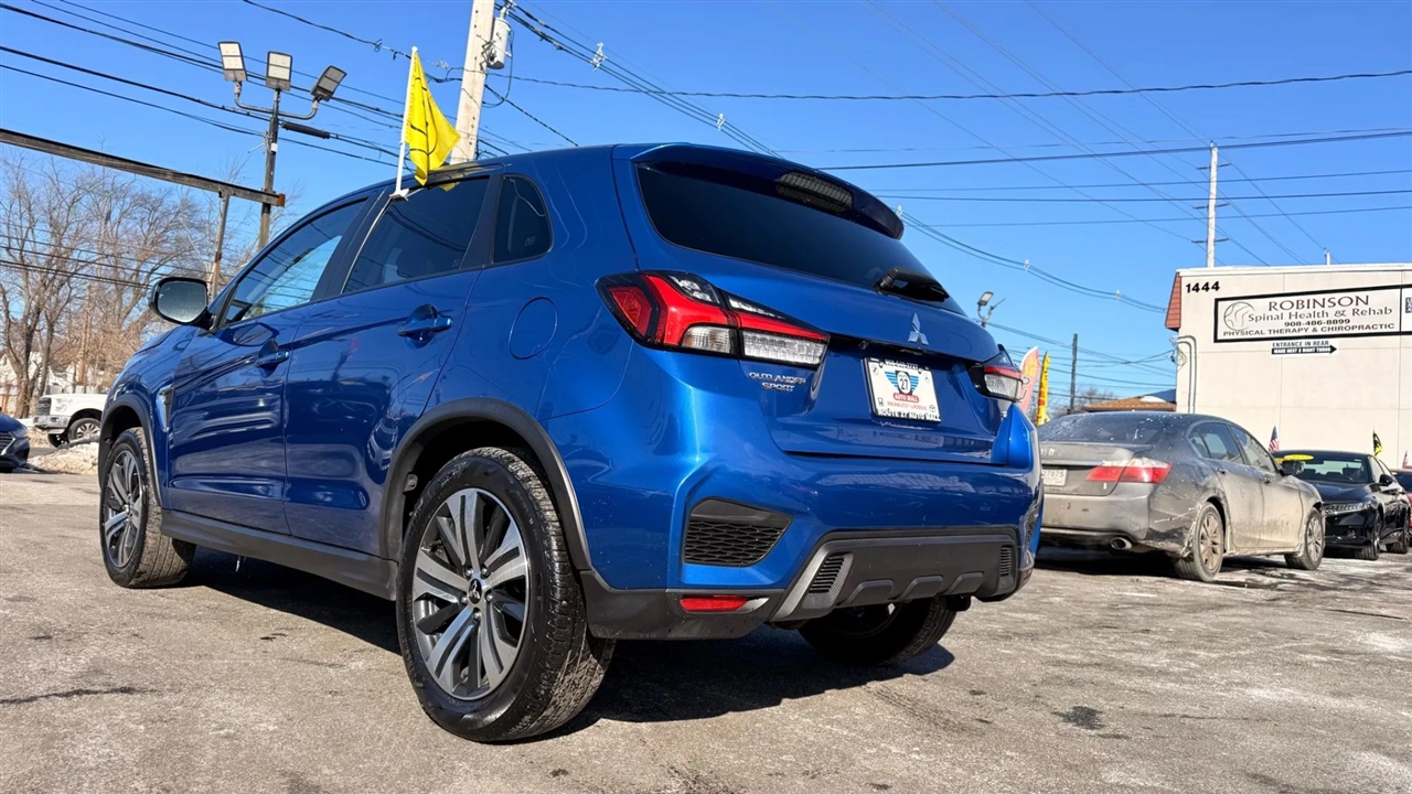 Mitsubishi Outlander Sport 2.0 ES 4WD 2023