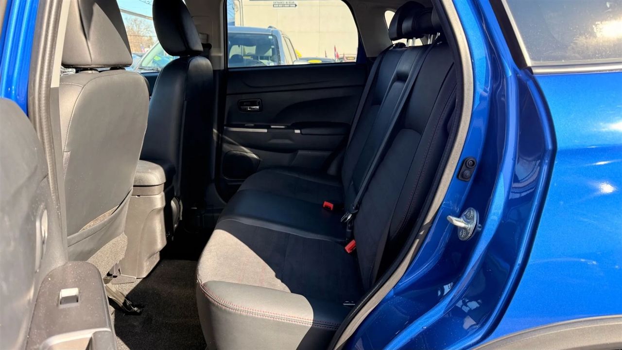 Mitsubishi Outlander Sport 2.0 ES 4WD 2023