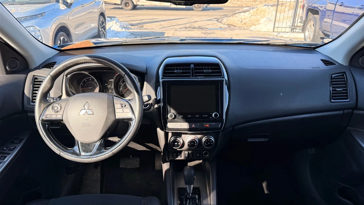 Mitsubishi Outlander Sport 2.0 ES 4WD 2023