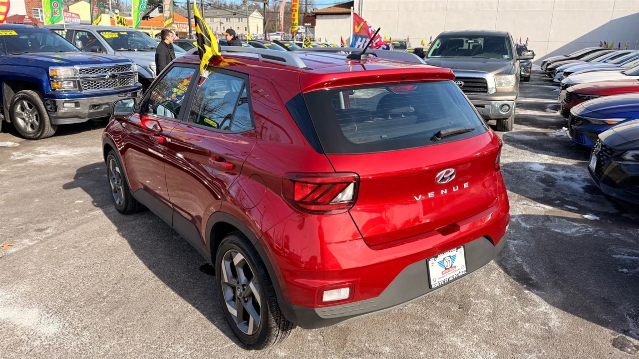 Hyundai Venue SEL 2025