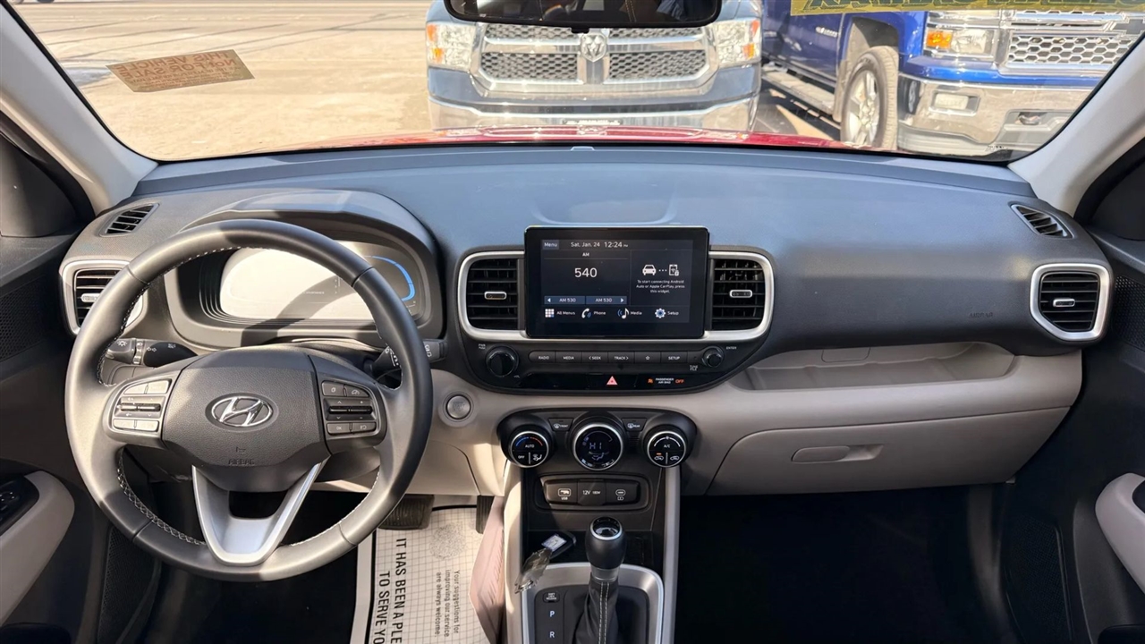Hyundai Venue SEL 2025