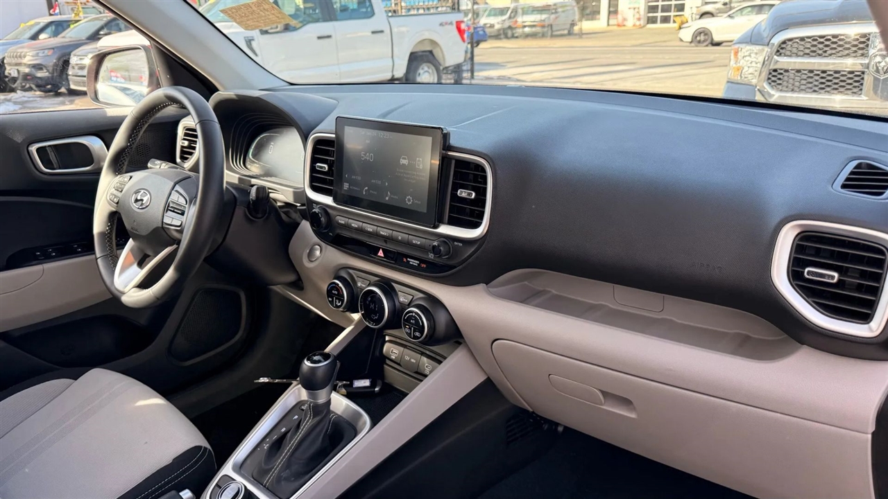 Hyundai Venue SEL 2025