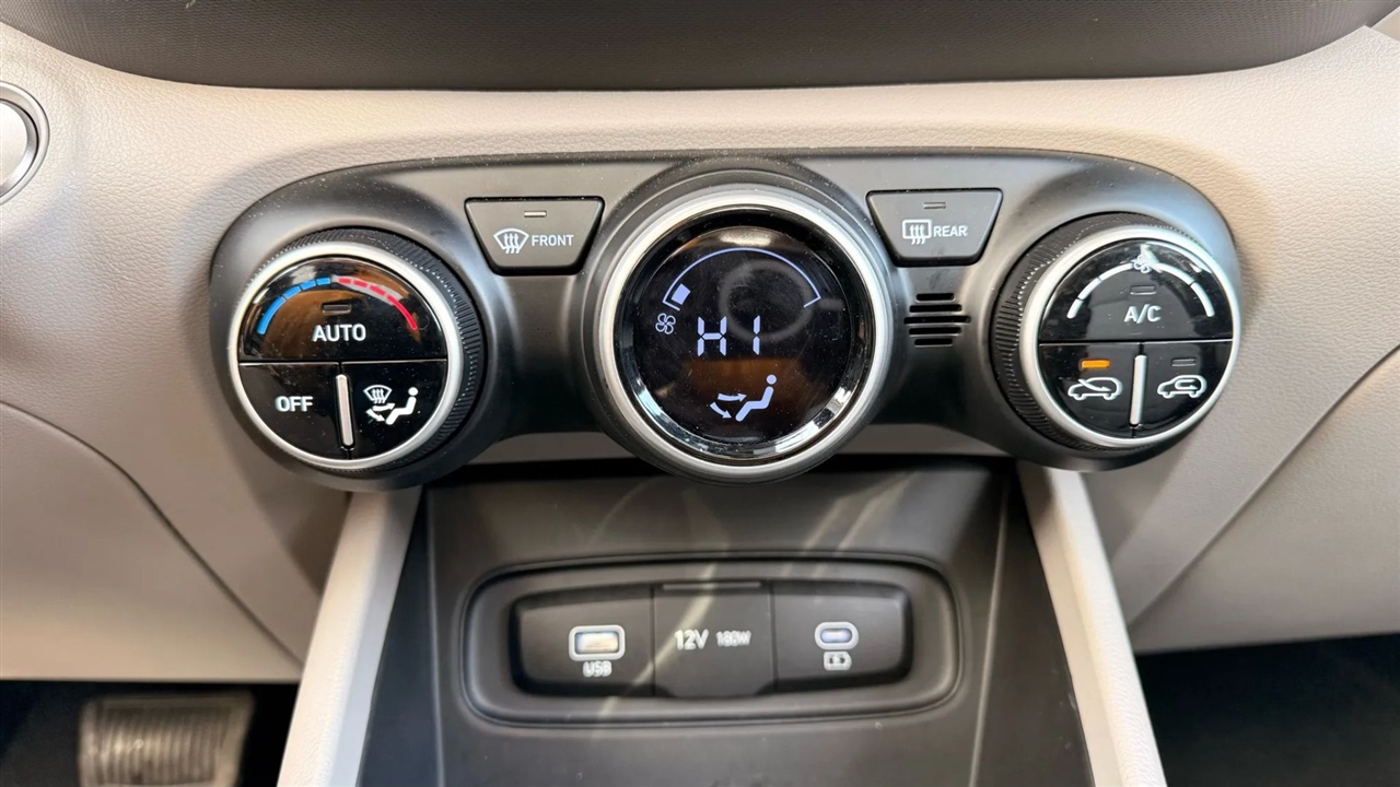 Hyundai Venue SEL 2025