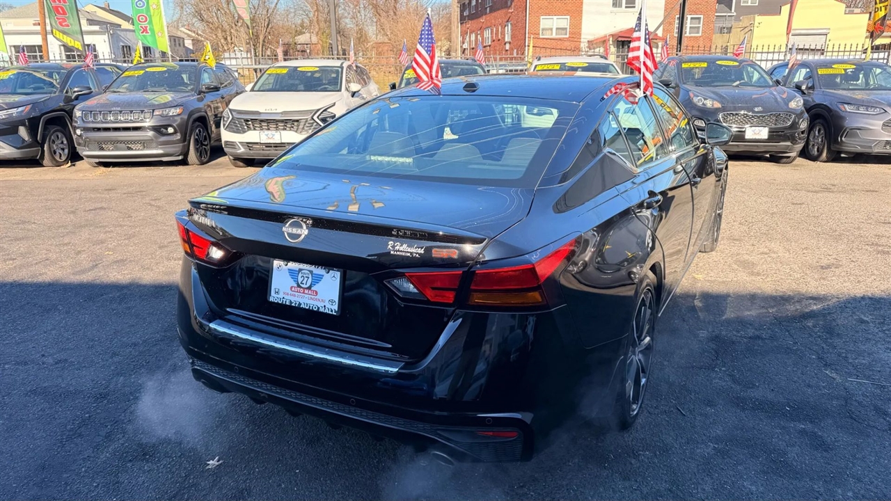 Nissan Altima 2.5 SR 2023