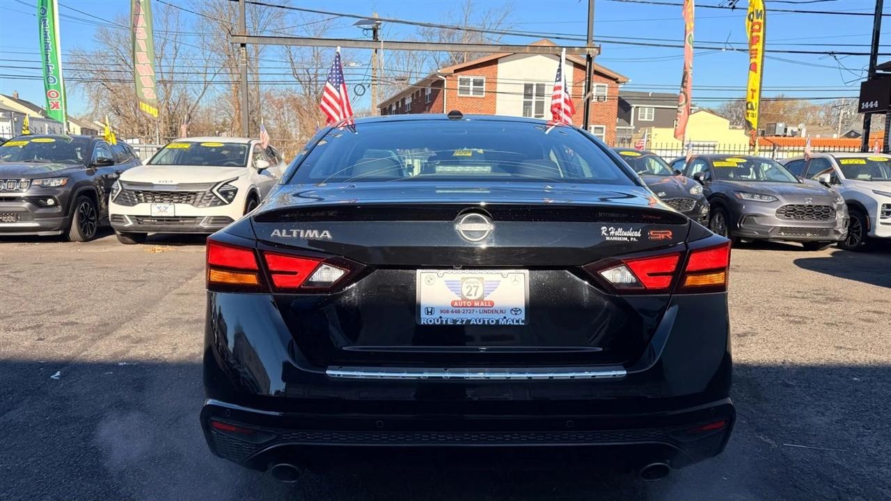 Nissan Altima 2.5 SR 2023