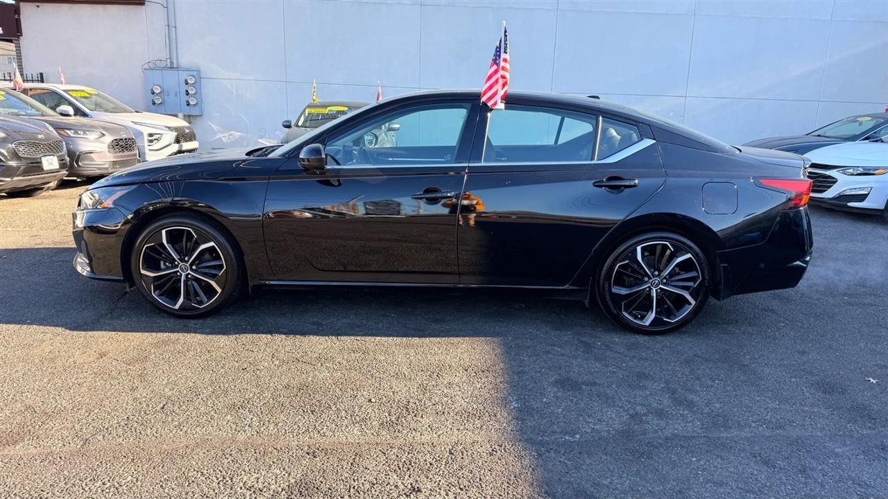Nissan Altima 2.5 SR 2023
