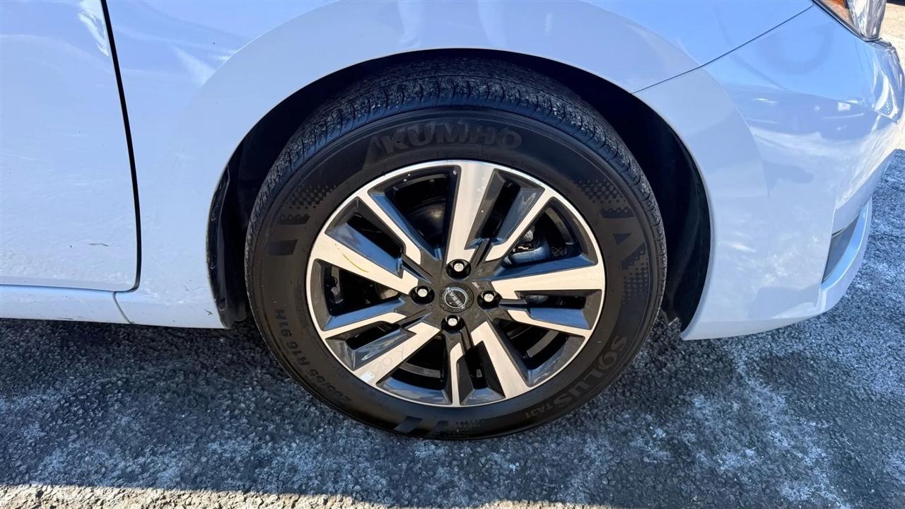 Nissan Versa SV 2025