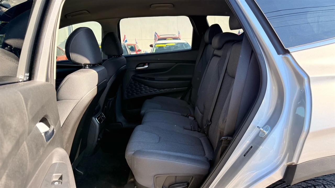 Hyundai Santa Fe SEL 2023