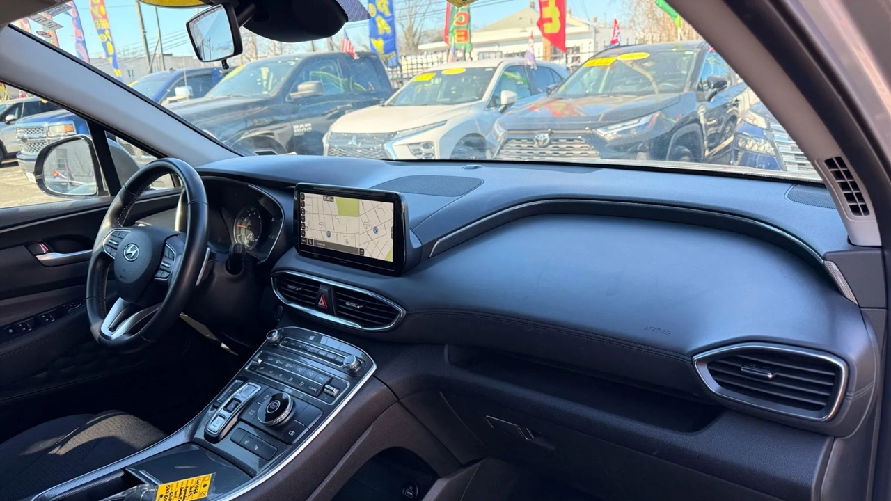 Hyundai Santa Fe SEL 2023