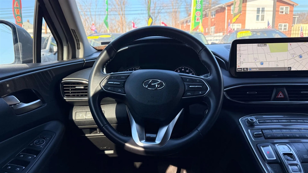 Hyundai Santa Fe SEL 2023