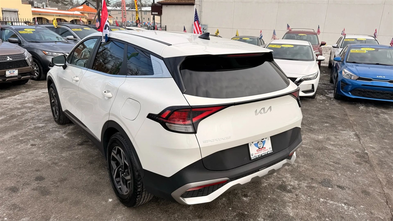 Kia Sportage LX FWD 2023