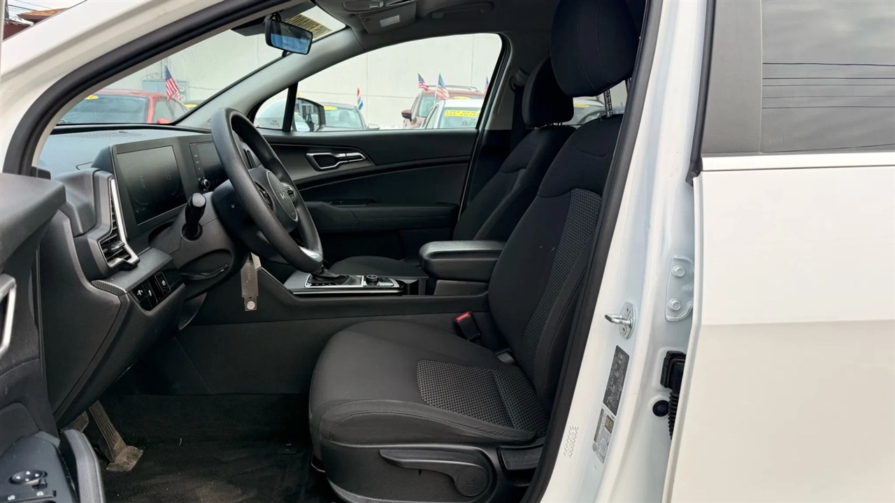 Kia Sportage LX FWD 2023