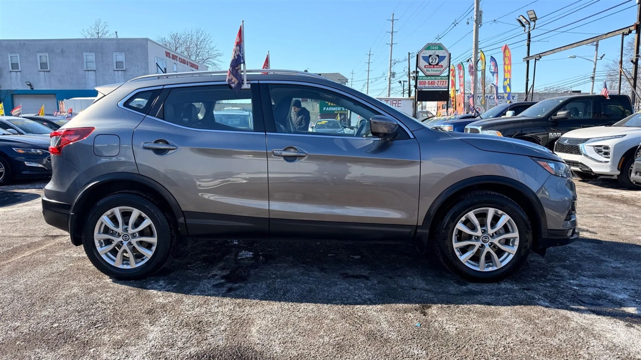 Nissan Rogue Sport SV AWD 2021