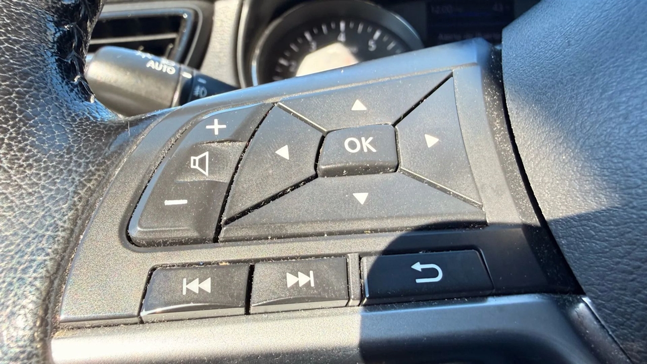 Nissan Rogue Sport SV AWD 2021