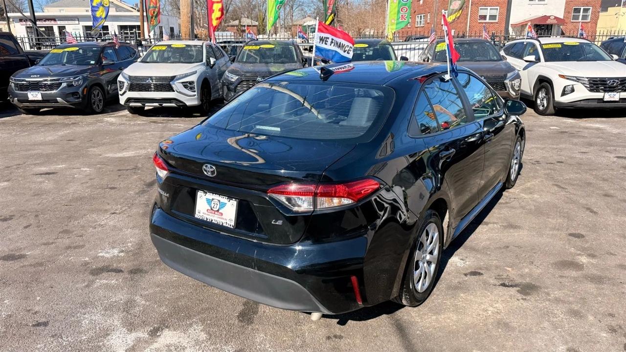 Toyota Corolla LE 2024