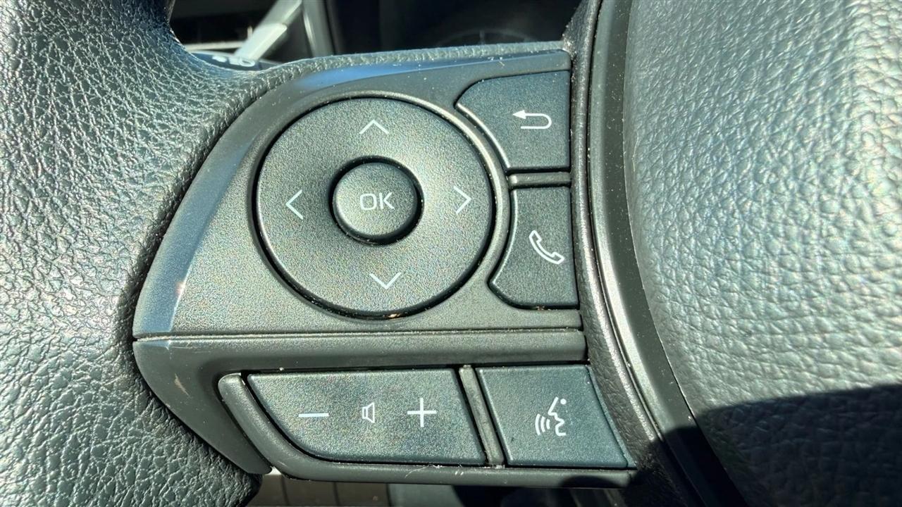 Toyota Corolla LE 2024