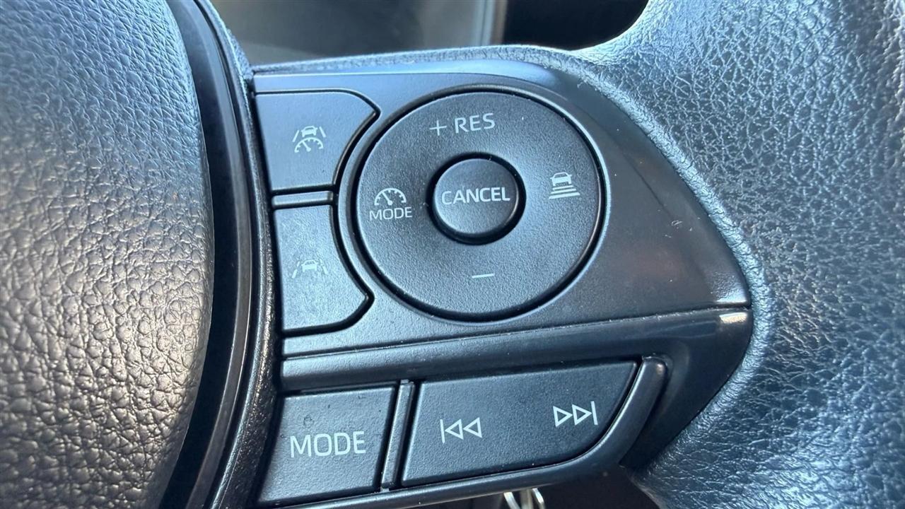 Toyota Corolla LE 2024