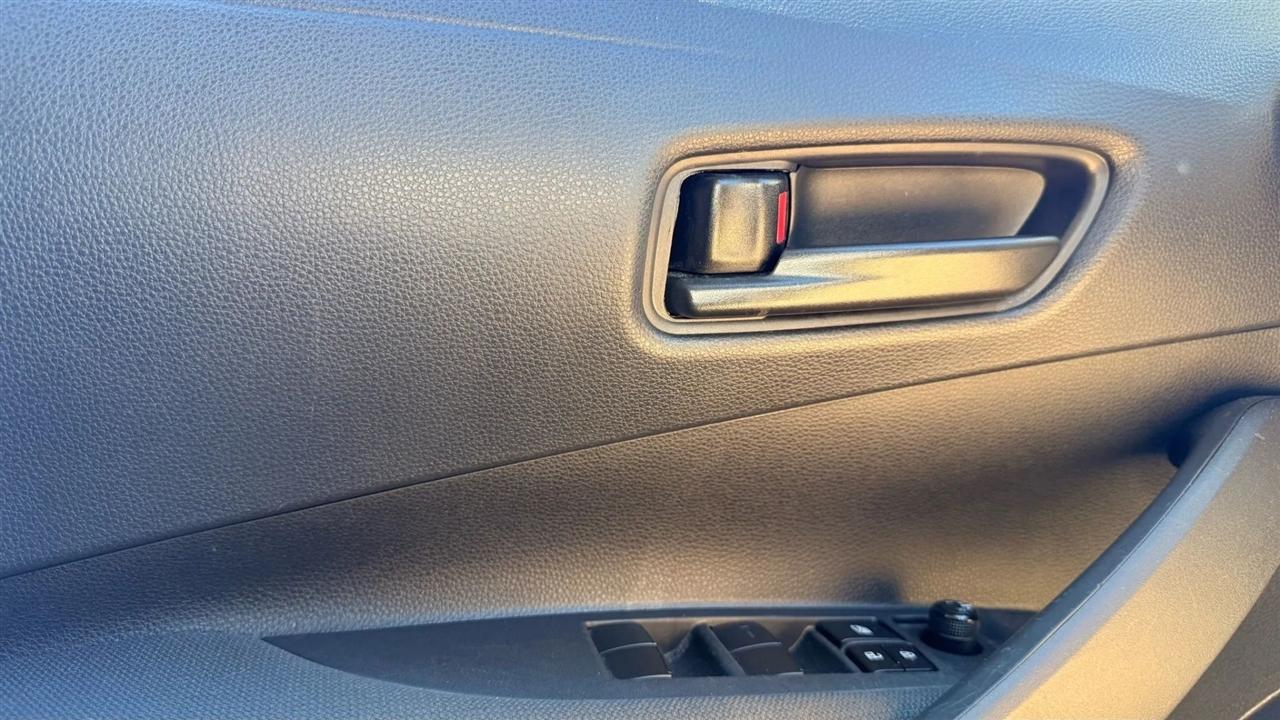 Toyota Corolla LE 2024