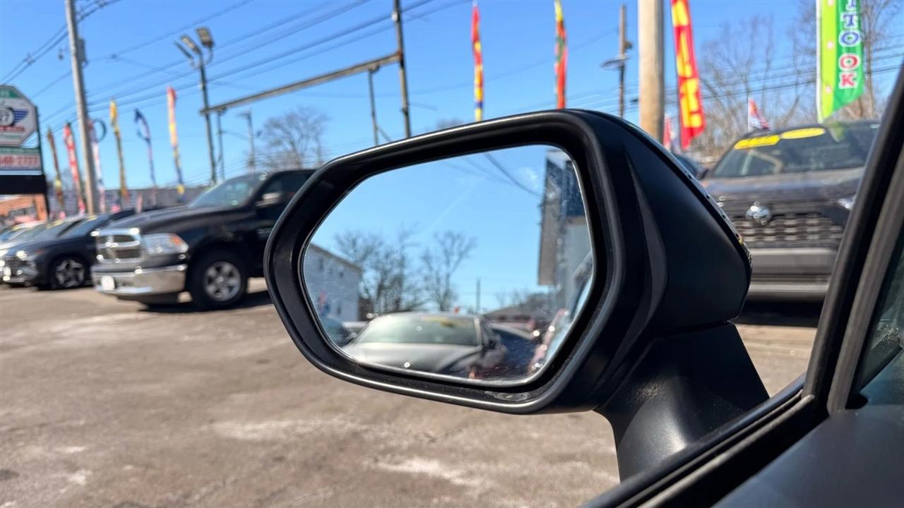 Toyota Corolla LE 2024