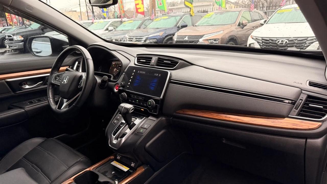 Honda CR-V Touring 2WD 2020