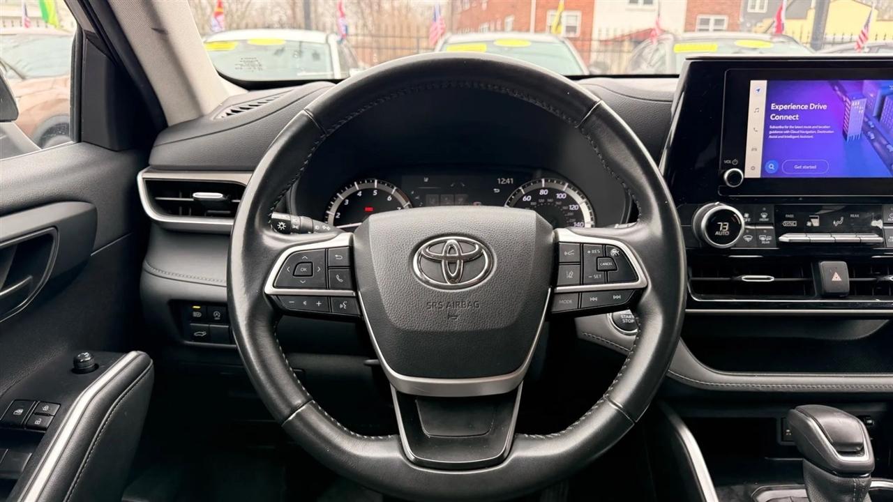 Toyota Highlander Others 2023